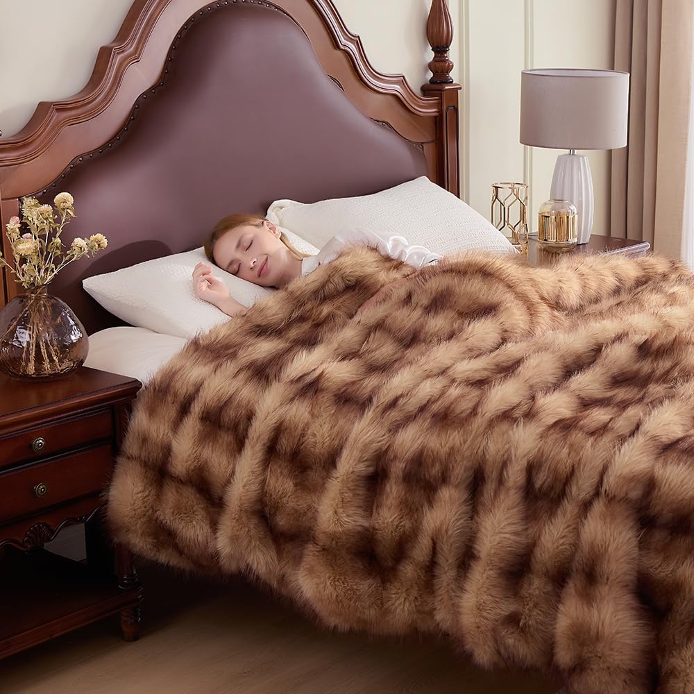 Fluffy Faux Fur Throw Blanket – Super Soft Warm Thick Plush Blanket for Bed, Couch & Office, Cozy Fuzzy Throw with Flannel Backing,50"x60", Brown