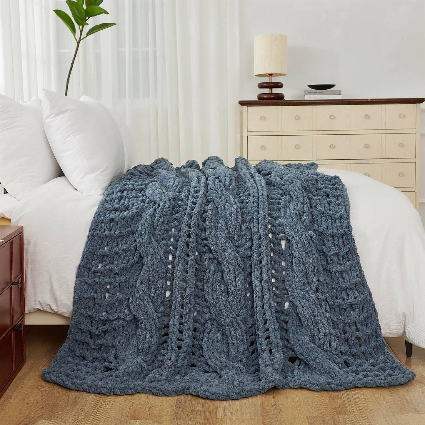 Esterra Chunky Knit Blanket Throw 50"x60", 100% Hand Knitted Chenille Throw Blanket, Cozy Soft Thick Cable Knit Throw Large Rope Knot Crochet Throw Blanket for Sofa Couch Bed, Blue Mirage
