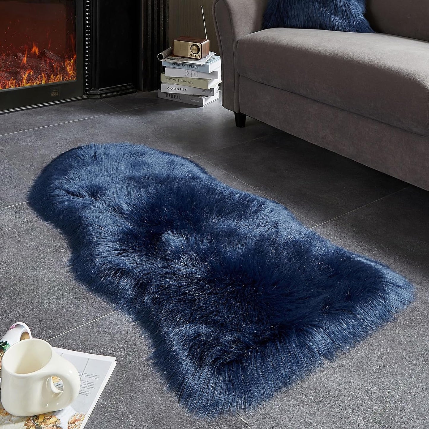 AMTOVO Faux Fur Rug, Dark Blue Area Rug, Fluffy Sheepskin Rug, Fuzzy Ultra Soft 2 x 4 ft Shag Rugs for Bedroom Sofa Throw Cushion Room Decor, Sheepskin
