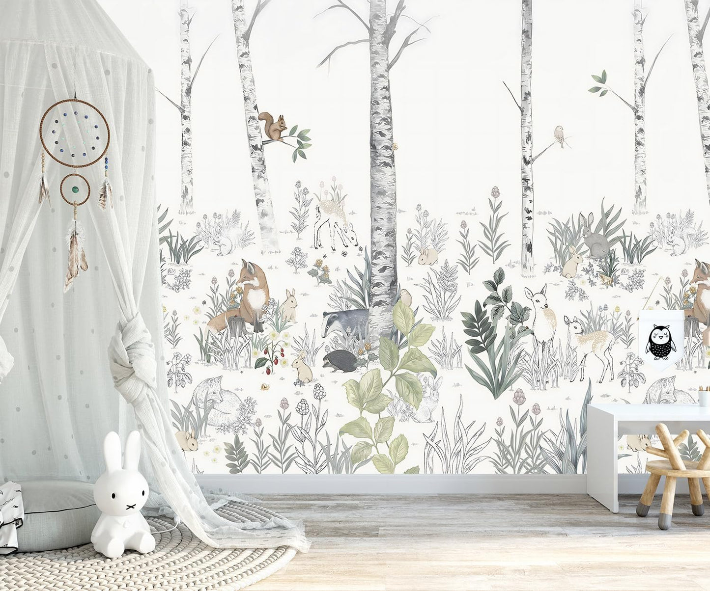 -Nursery Cartoon Woods Hand-Painted Animal Wallpaper Children's Room XT10 L 180" x 115"