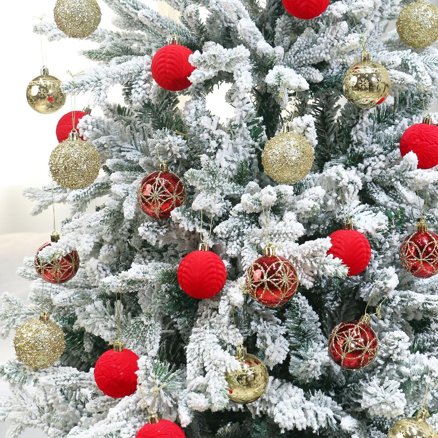 2.36In Velvet Christmas Ball Ornaments, 25PCS Red/Gold Flocked Christmas Tree Hanging Decorations, for Home Holiday Wedding Indoor Xmas Party Decor.