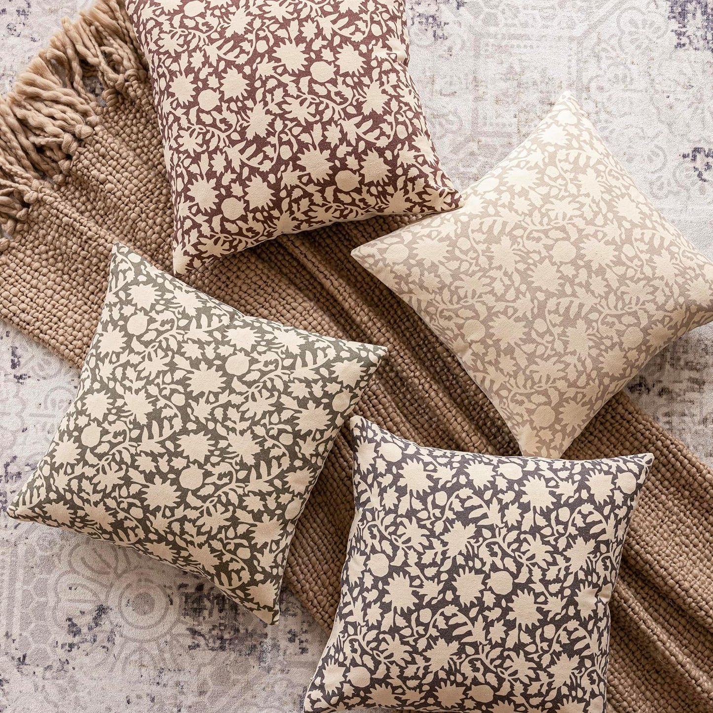 Foindtower Set of 2 Decorative Neutral Floral Throw Pillow Covers Accent Farmhouse Cushion Covers Boho Vintage Pillowcase for Couch Sofa Bedroom Living Room Home Decor Outdoor,18×18 Inch,Sage Green